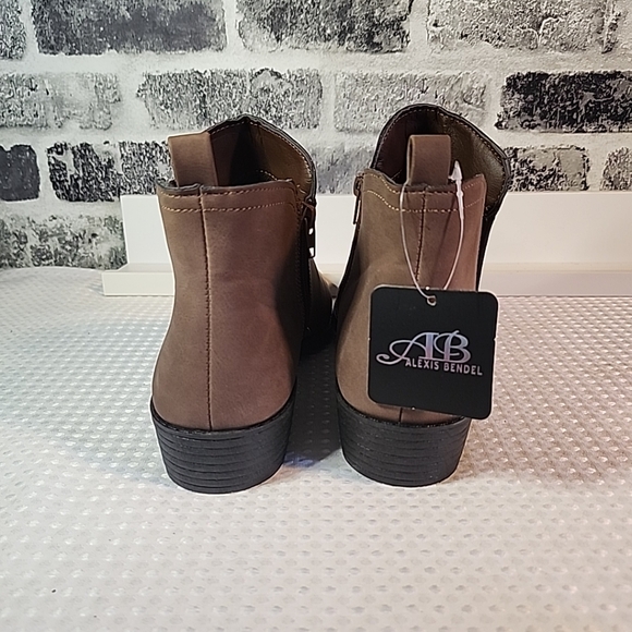 Alexis Zip Shoes Ankle Booties Brown Faux Leather Side Zip Stretch Sz 8.5 Comfor - Picture 9 of 9